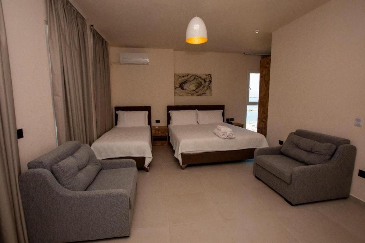 Hotel Benelux 4*